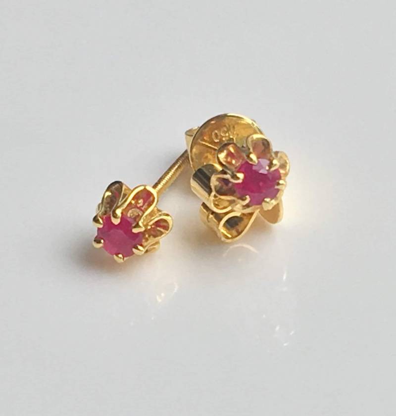 Natürliche Rubin Ohrstecker Gelbgold Traditionelle Schraubenverschlüsse - Runde Echte Facettierte Rubinohrringe Handgemachte Zierliche Ohrringe von NoritaJewelryBox