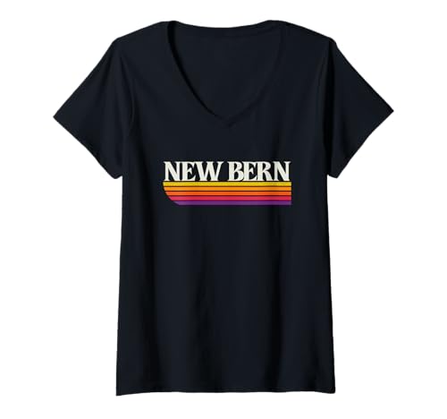 Damen Retrografik von New Bern North Carolina - New Bern NC T-Shirt mit V-Ausschnitt Damen Retrografik von New Bern North Carolina - New Bern NC T-Shirt mit V-Ausschnitt von North Carolina Throwbacks