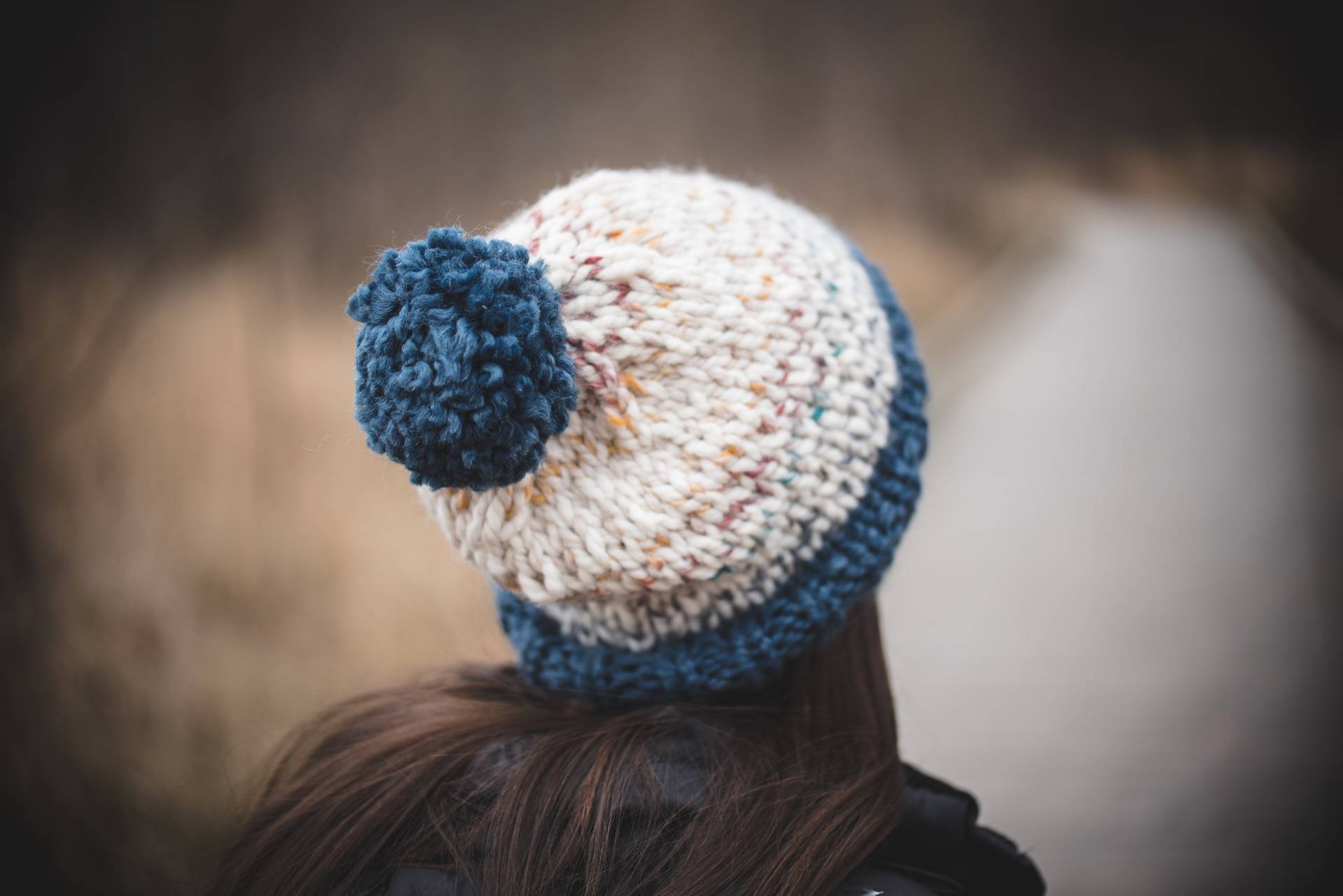 Ely Hut in Denim Und Hudson Bay Streifen Ely Hut in Denim Und Hudson Bay Streifen von NorthernHeartKnits