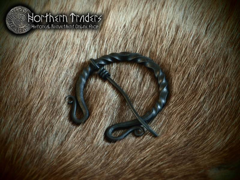 Große Schmiedefibel Große Schmiedefibel von NorthernTradersEs