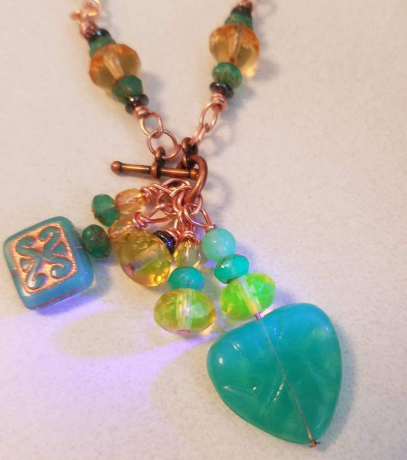 Elegante Perlenkette Uran Orange/Petrol Elegante Perlenkette Uran Orange/Petrol von NorthrnAuroraDesigns