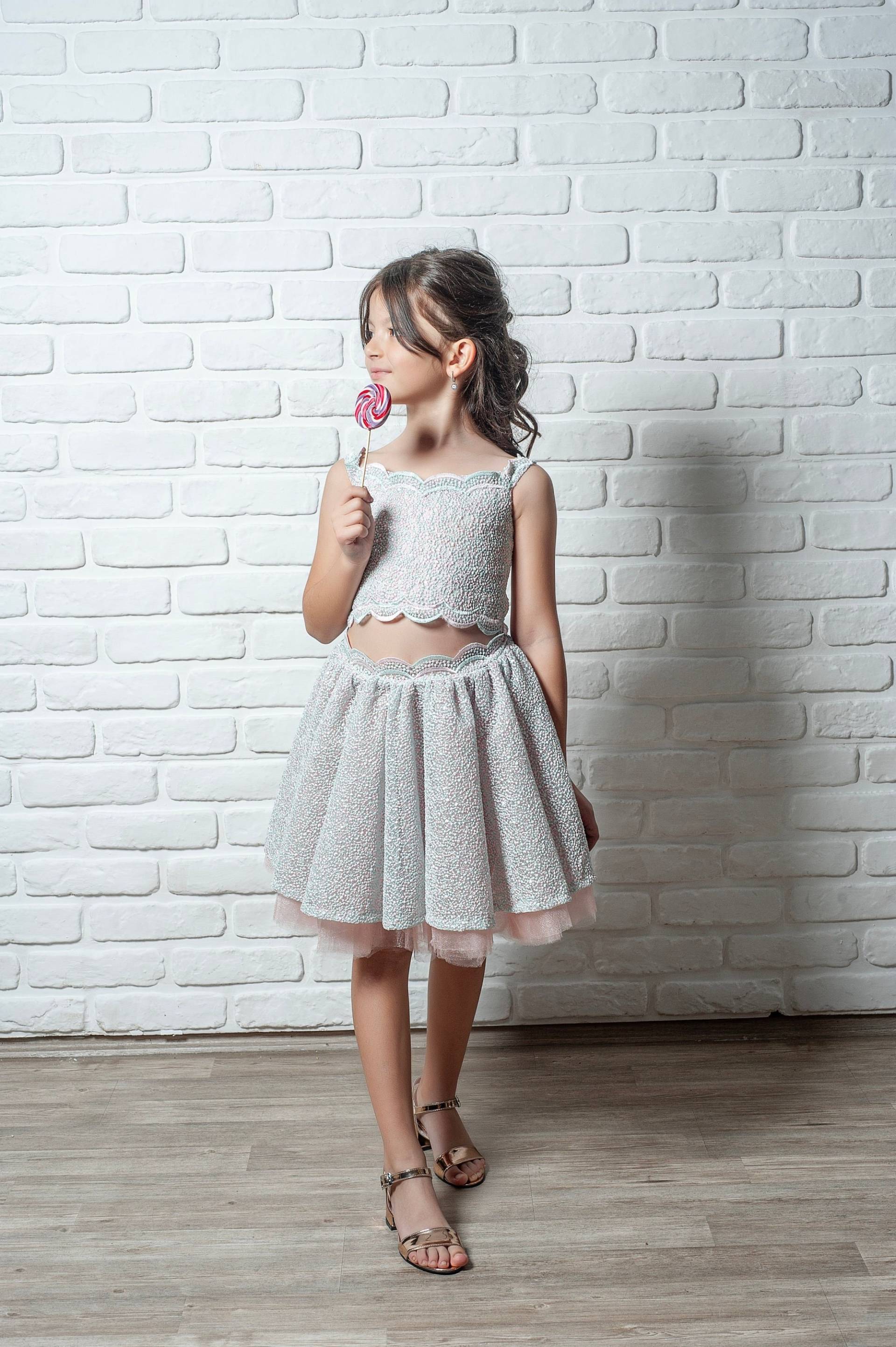 Mädchen Crop Rock Party Set, Kindergeburtstag Kleid, Ballkleid, Kostüm, Fancy Dress Up Mädchen Crop Rock Party Set, Kindergeburtstag Kleid, Ballkleid, Kostüm, Fancy Dress Up von NossiByCostume