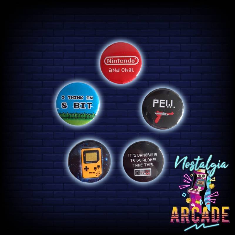 Nintendo Retro Gamer Pins Button Anstecker Set Video Gaming von NostalgiaArcade