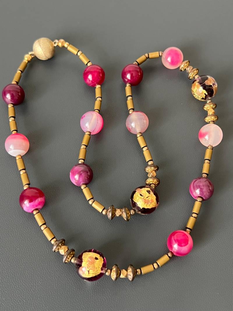 Halskette Vintage Glasperlen Mit Folie, 925Er Silberverschluss von NostalgiaBoutiqueR