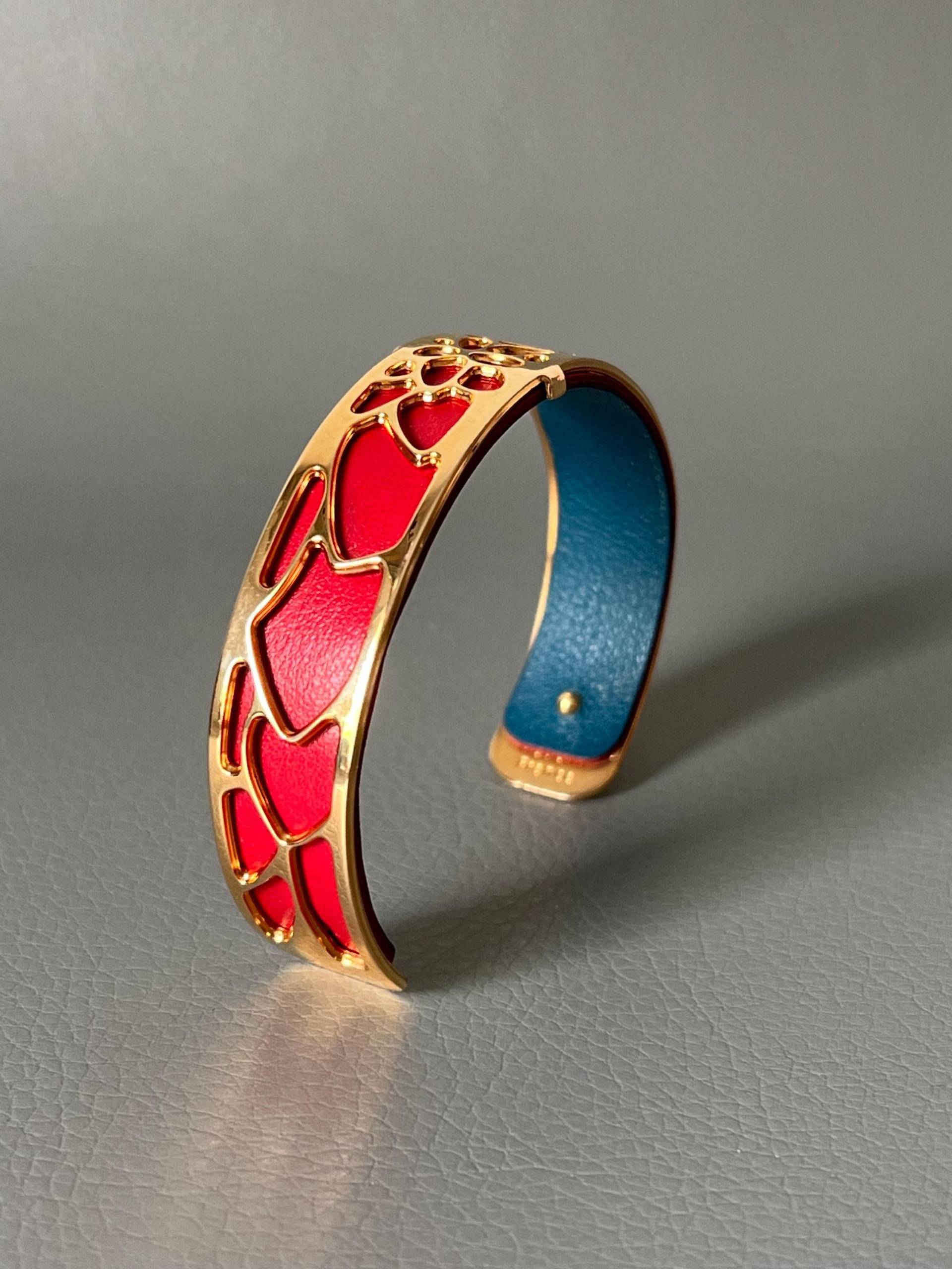 Les Georgettes Manschettenarmband Aus Frankreich, Vergoldet von NostalgiaBoutiqueR