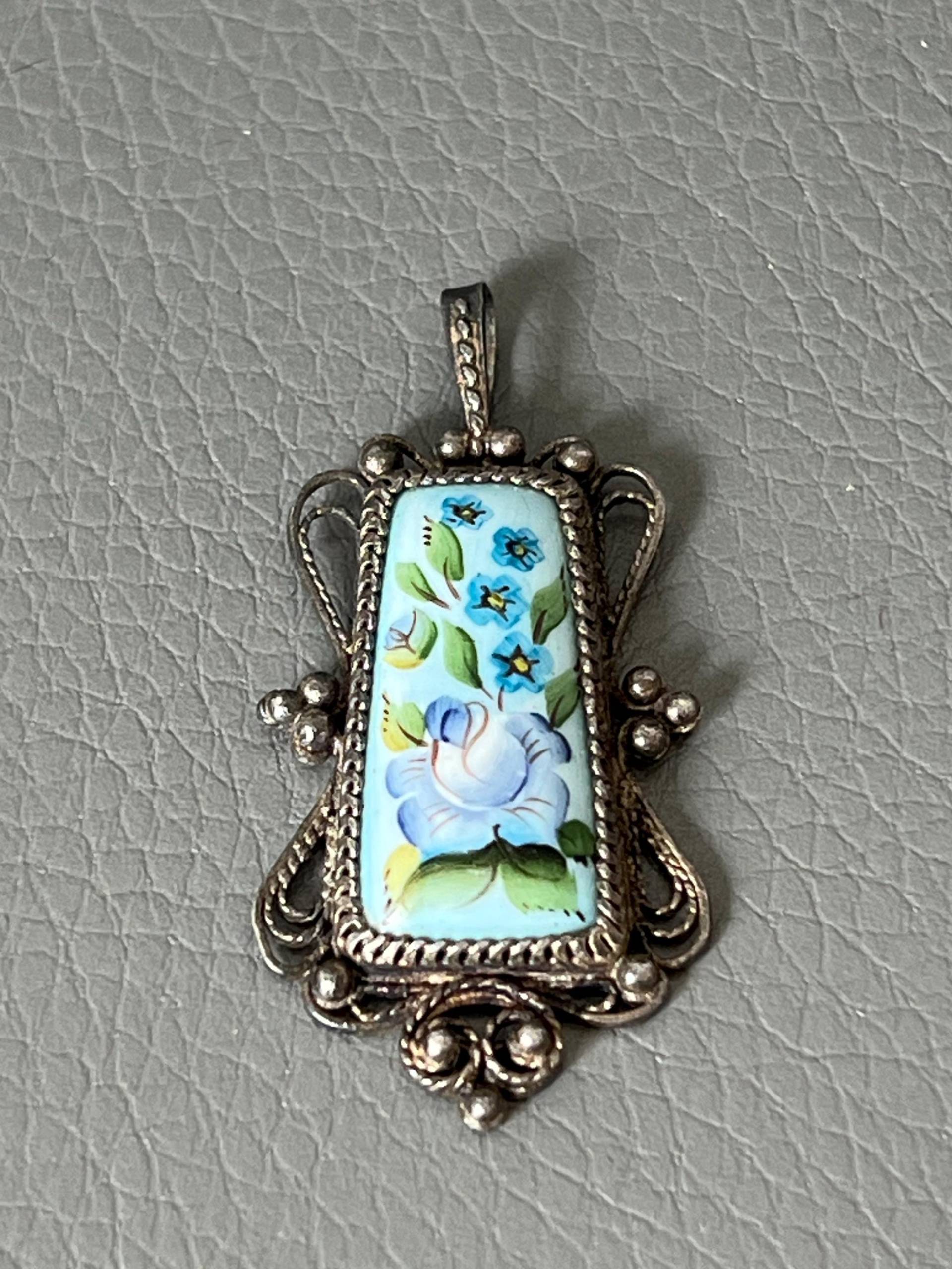 Vintage Anhänger Melchior Finift Scan Emaille Damenschmuck von NostalgiaBoutiqueR