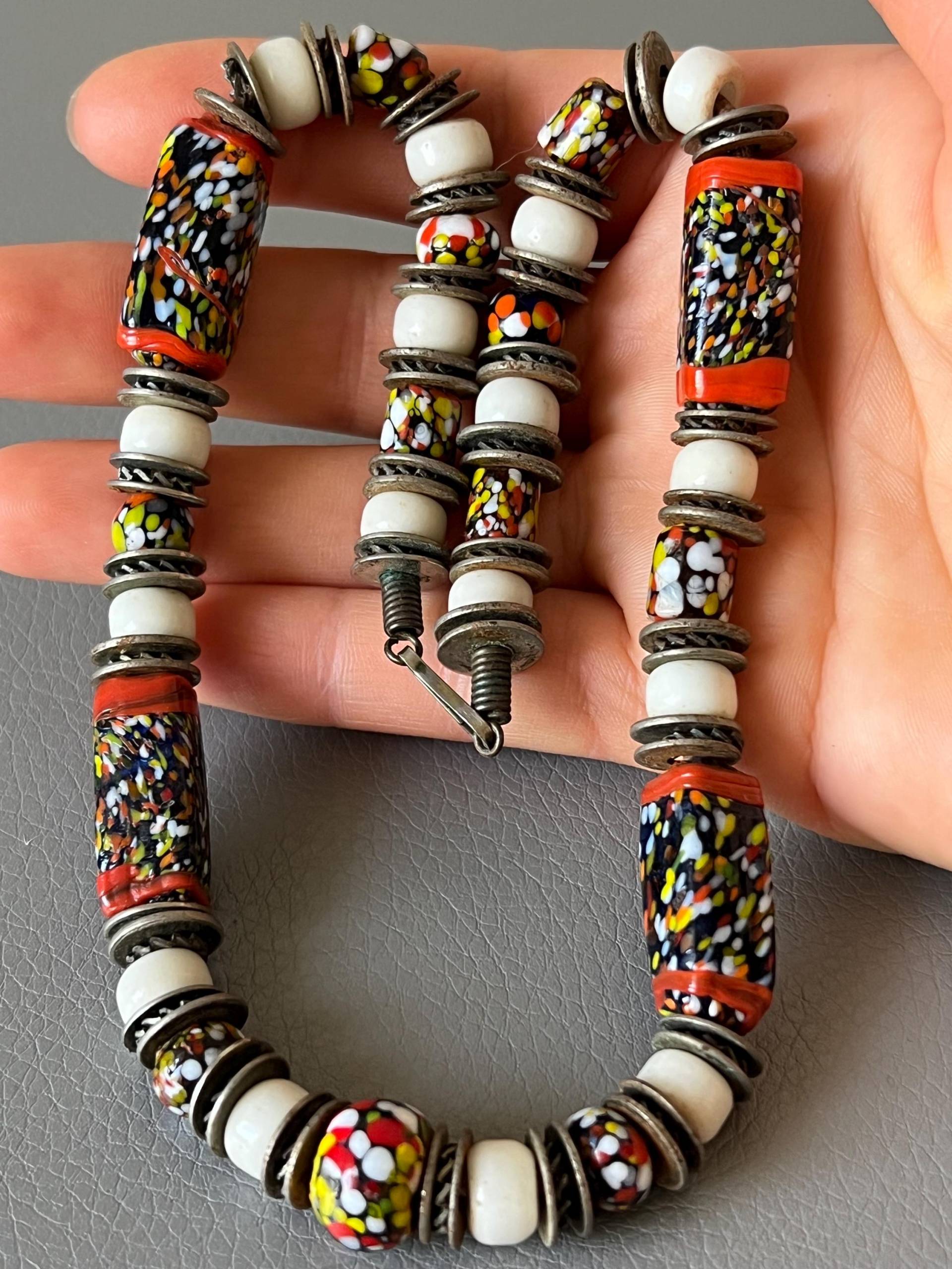 Vintage Halskette Afrika Glasperlen Bunt Tradebeads Krobo Perlen von NostalgiaBoutiqueR