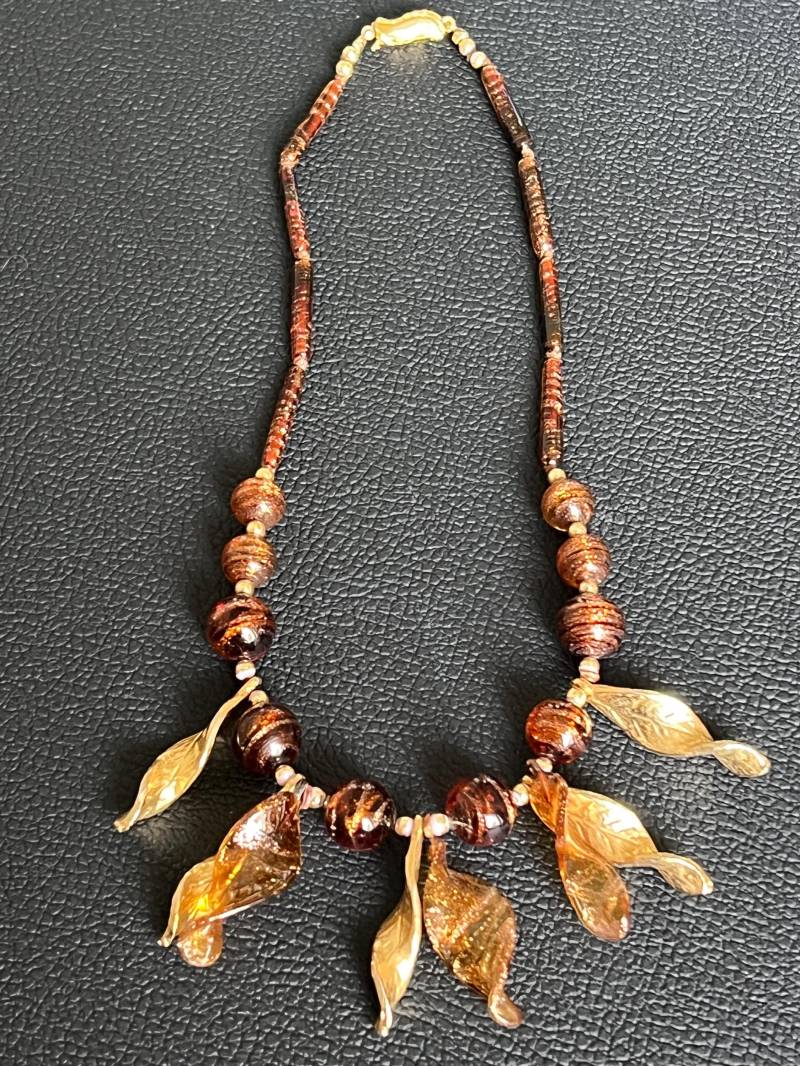 Vintage Halskette Karamell Glasperlen Schmuck von NostalgiaBoutiqueR