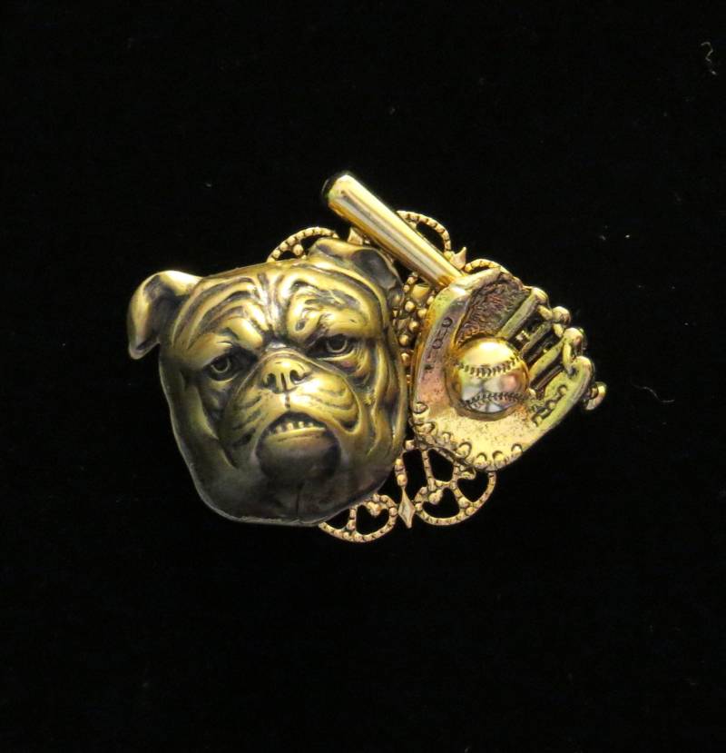 Bulldog Baseball Pin Brosche Softball Playball Play Ball Tier Pet Spiel Diamant Handschuh Gold Platte & Messing Bull Hund Pg189 von NostalgicCharm