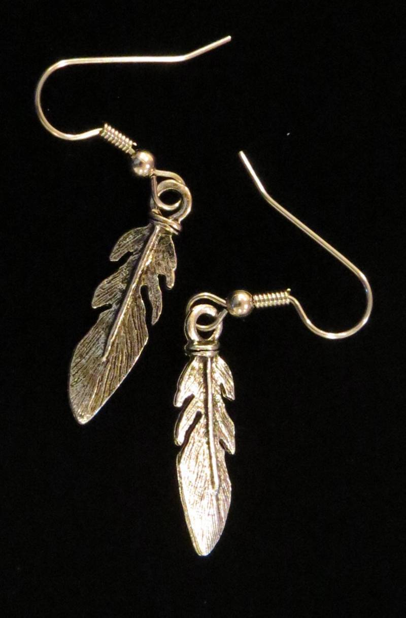 Feder Ohrringe Gold Plate Oder Matt Silber Ochse Flügel Quill Down Crest Plume Fluff Fringe Eg590/Es500 von NostalgicCharm