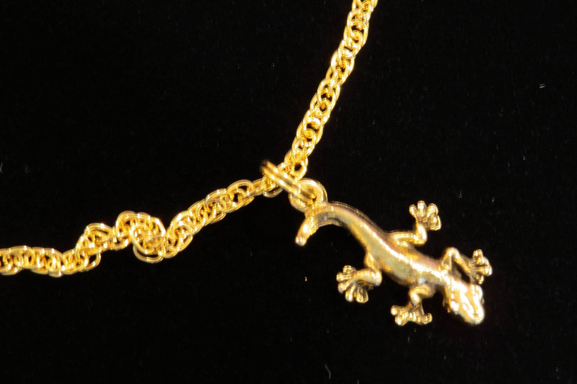 Gecko Ankle Armband Anklet 24 Karat Gold Plate Oder Oms Und Silver Chain Lizard Custom Sized Für Sie Ag051/As026 von NostalgicCharm