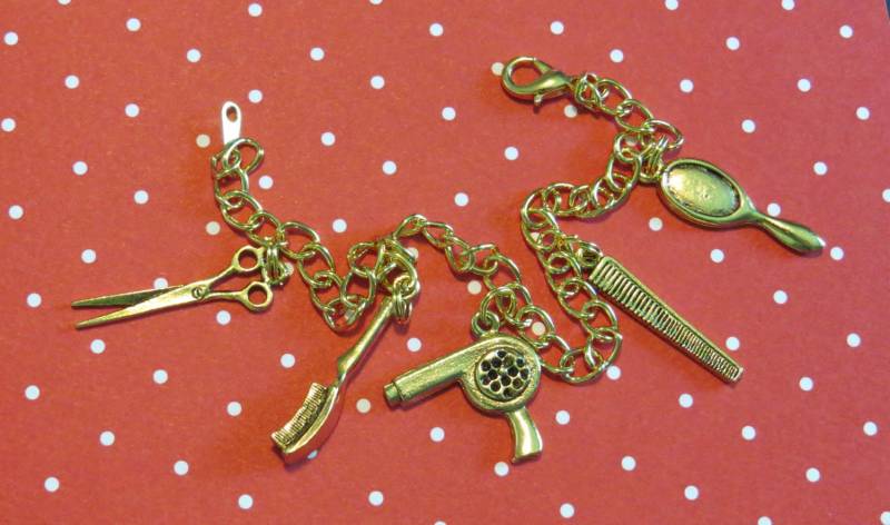 Haar Stylist Kosmetikerin Charm Armband 24 Karat Gold Platte Oder Sterling Silberplatte Oms Und 7 8 Zoll-Btg012-7/8 Bts024-7/8 von NostalgicCharm