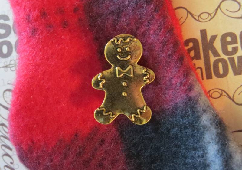 Lebkuchen Junge Anstecknadel Brosche Antik Kupfer Oder 24 Karat Vergoldung Weihnachten Urlaub Plätzchen Pc016/Pg363 von NostalgicCharm