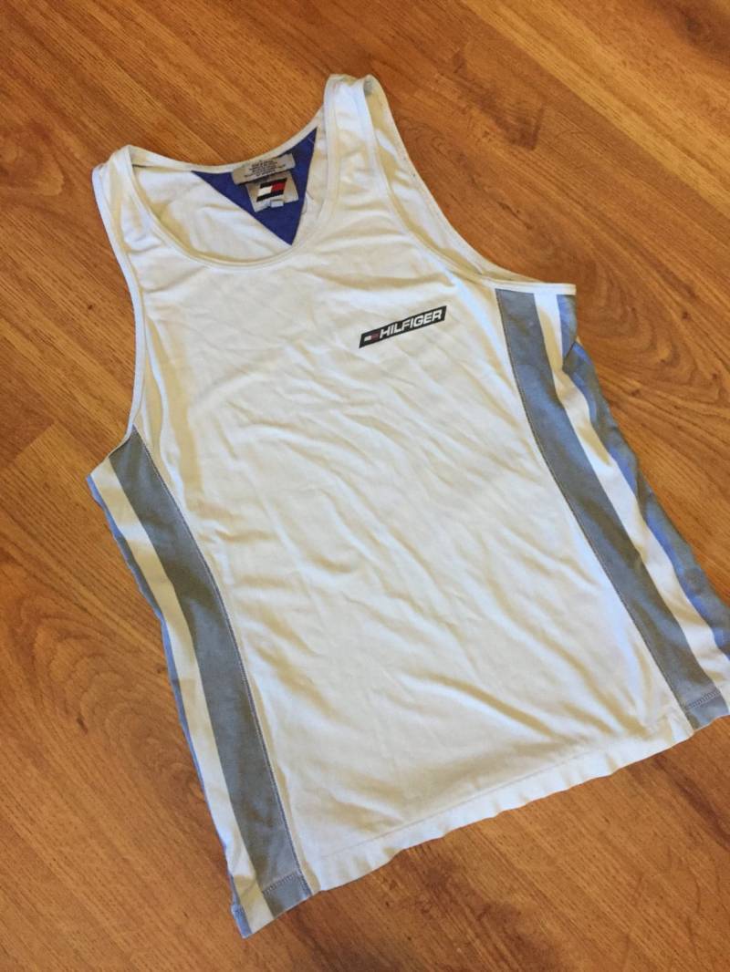 Dorf Hilfiger Sport Tank Top Größe Mittel von NostalgicVault