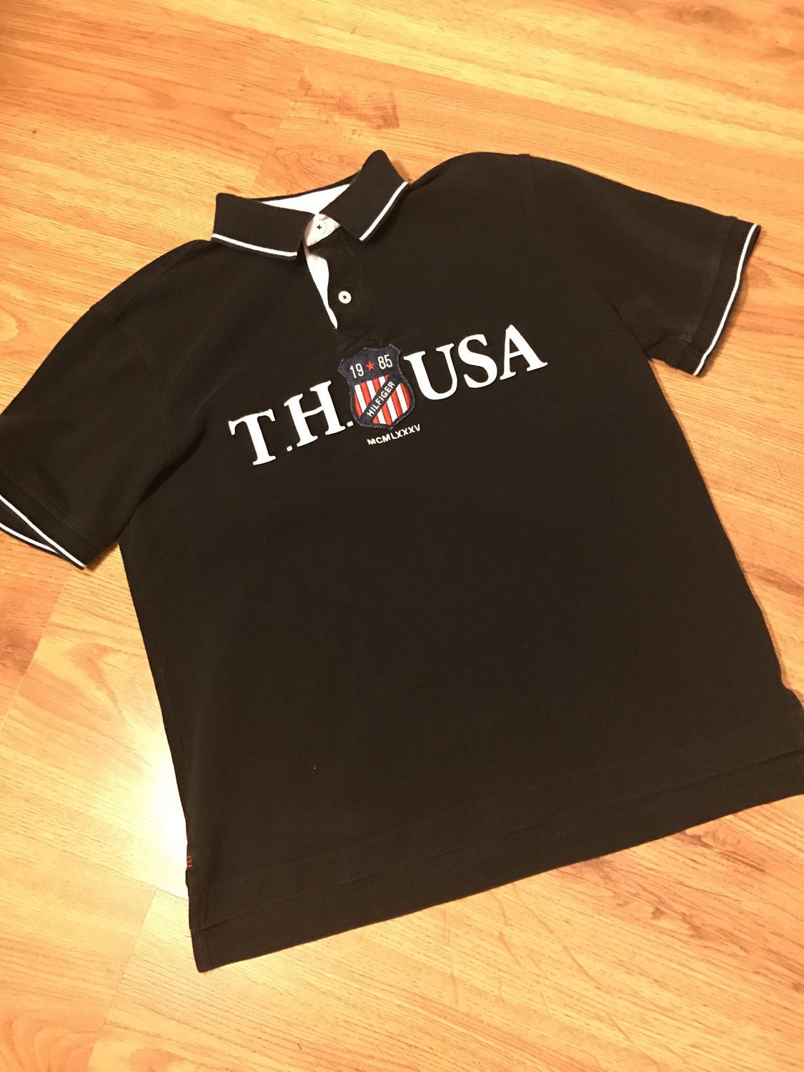 Tommy Hilfiger Polo Größe Groß von NostalgicVault