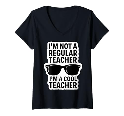 Damen Sonnenbrille mit Aufschrift I'm Not A Regular Teacher I'm A Cool Teacher T-Shirt mit V-Ausschnitt Damen Sonnenbrille mit Aufschrift I'm Not A Regular Teacher I'm A Cool Teacher T-Shirt mit V-Ausschnitt von Not A Regular Teacher I'm A Cool Teacher Products