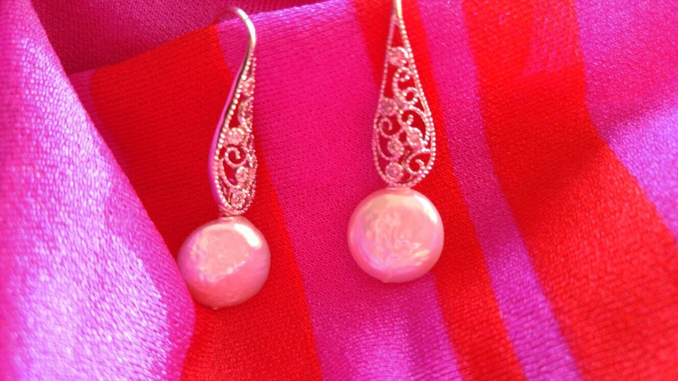 Filigrane Sterling Silber Cz Tropfen Ohrringe Mit Münzperlen ~ Nbj513~ Münzperlenohrringe von NotBeforeJava