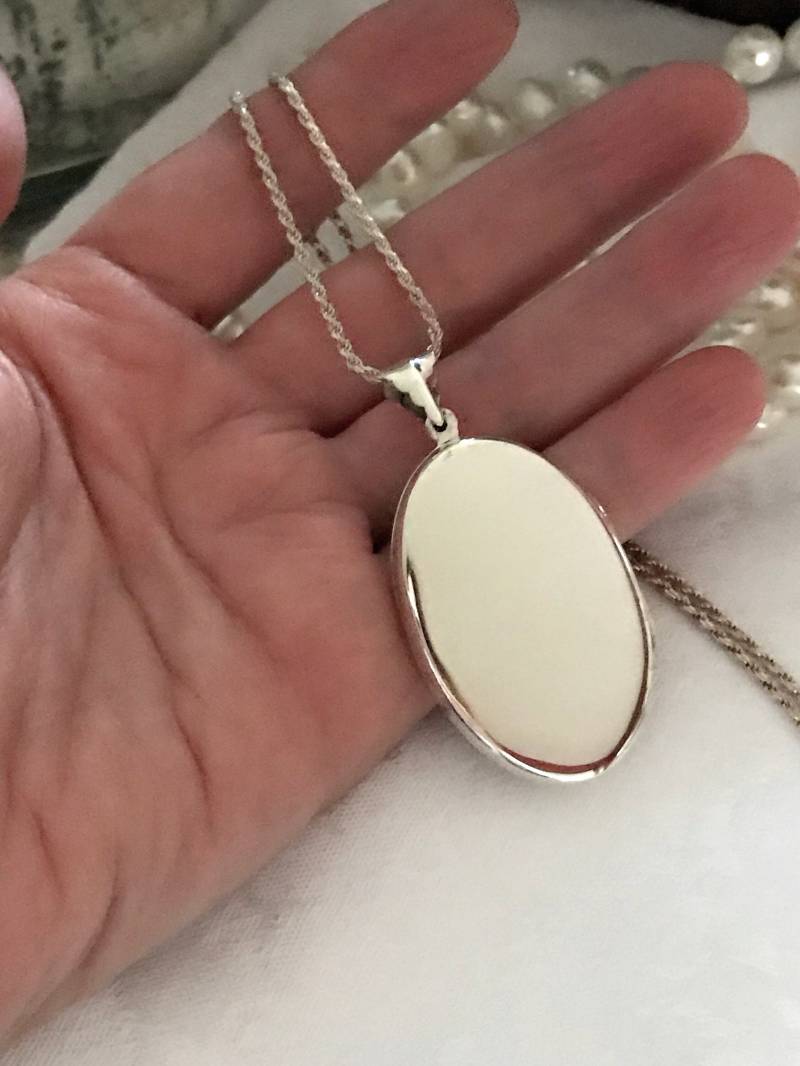 Modernes Entzückend Großes Ovales Medaillon - Sterling Silber Geschenk Verpackt von NotBeforeJava
