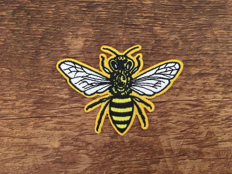 Honey Bee Patch, Gestickter Patch Mit Rückseitiger Aufbügler - Rückseite von NoteworthyPaperPress