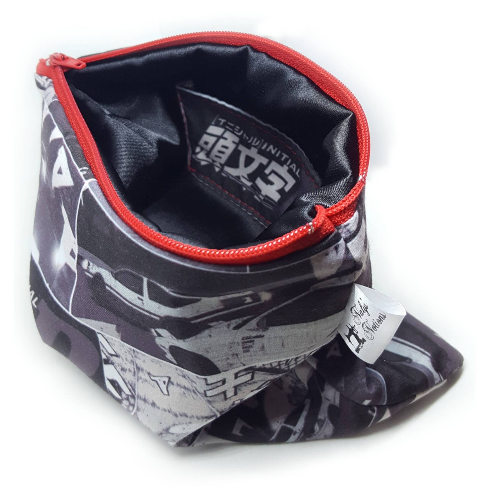 Initial D Anime Manga Täschchen | Kosmetiktasche Jdm Robust Drift Rennauto Stofftasche Initial D Anime Manga Täschchen | Kosmetiktasche Jdm Robust Drift Rennauto Stofftasche von NotionsAndDevotions