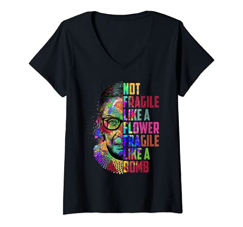 Damen Die berüchtigte RBG Ruth Bader Ginsburg Nicht zerbrechlich wie eine Blume T-Shirt mit V-Ausschnitt Damen Die berüchtigte RBG Ruth Bader Ginsburg Nicht zerbrechlich wie eine Blume T-Shirt mit V-Ausschnitt von Notorious RBG Ruth Bader Ginsburg Pride