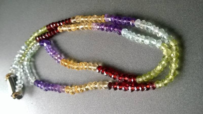 Seltene & Einzigartige Multi Halbedelsteine. 18" Lange Alle Naturperlen Facettierten Glühend Seltene & Einzigartige Multi Halbedelsteine. 18" Lange Alle Naturperlen Facettierten Glühend von Notreatgems