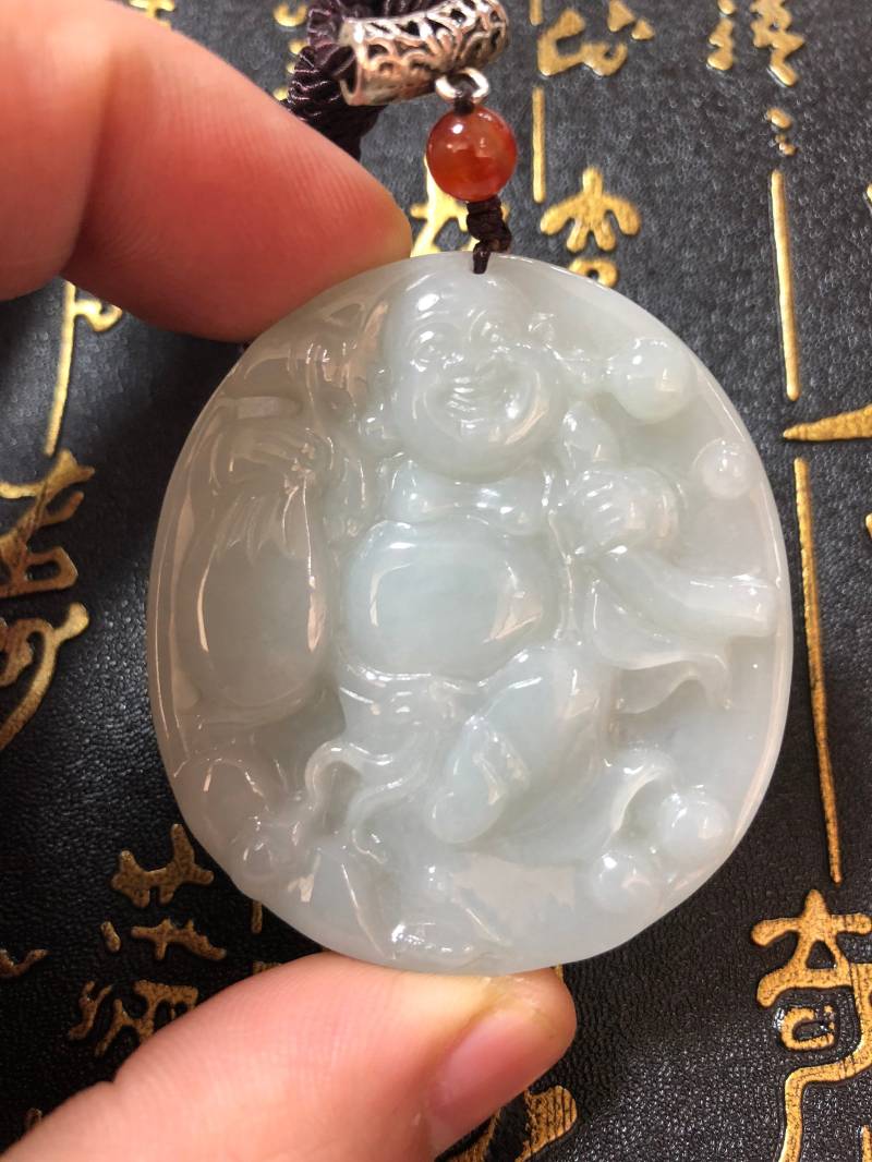 Natürliche Hellgrüne Jade Asia Glückliche Buddha Anhänger Lachen Maitreya von NotsureCrafts