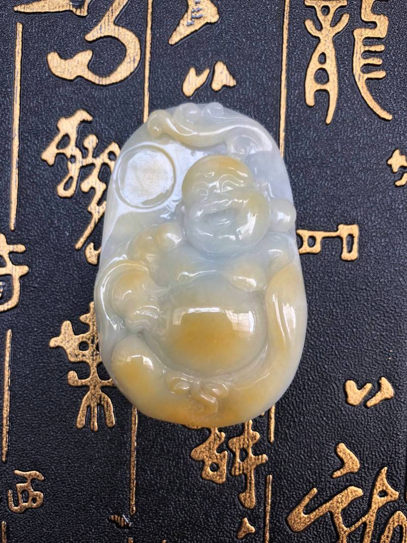 Seltene Natürliche Gelbe Jade Asien Buddha Anhänger Lachen Maitreya von NotsureCrafts