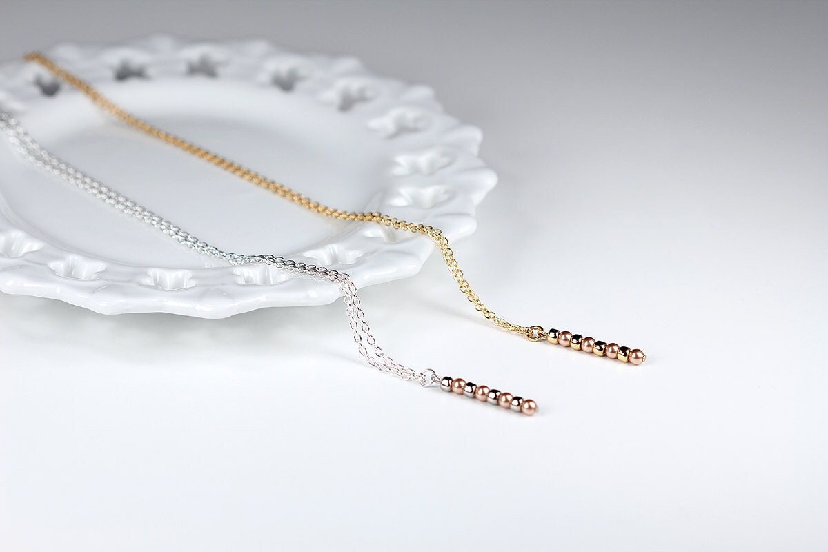 Mini Bar Anhänger Halskette Minimal Rose Gold Swarovski Perlen von NouveauTique