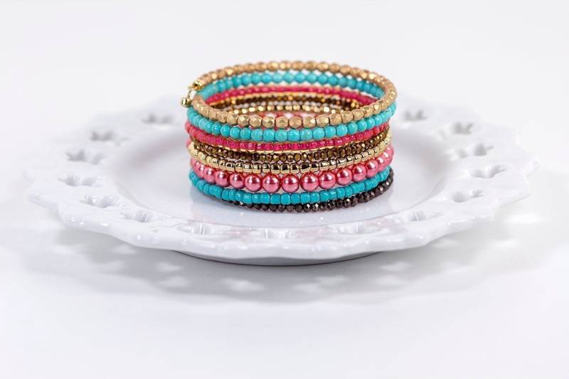 Perlen Wickeln Armband Multi-Layer Wrap Memory Wire Boho Wickel Stapel-Türkis-Armband-Sommer-Festival von NouveauTique