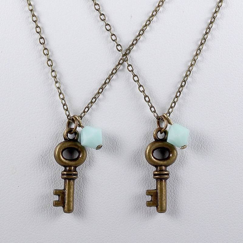 Skelett Schlüsselanhänger Brautjungfern Halsketten Antik Messing Schlüsselanhänger Vintage Inspiriert Hochzeit von NouveauTique