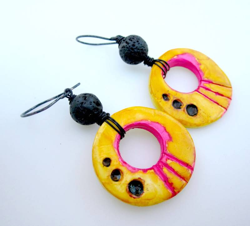 By The Threes - Abstrakte Polymerclay Ohrringe von NovaLeighs