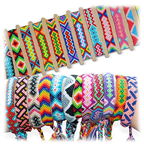 Novelty Place 10 Stück gewebtes Armband Bulk für Frauen, Kinder & Mädchen - Nepal Stil Freundschaftsarmbänder Handgefertigte geflochtene Seil-Handgelenk-String-Kette (zufällige Farben & Muster) Novelty Place 10 Stück gewebtes Armband Bulk für Frauen, Kinder & Mädchen - Nepal Stil Freundschaftsarmbänder Handgefertigte geflochtene Seil-Handgelenk-String-Kette (zufällige Farben & Muster) von Novelty Place