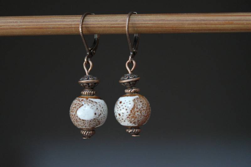 Braun Beige Ohrringe Keramik Baumeln Tropfen Erdige Rustikale Geschenk Für Frauen von NtikArtJewelry