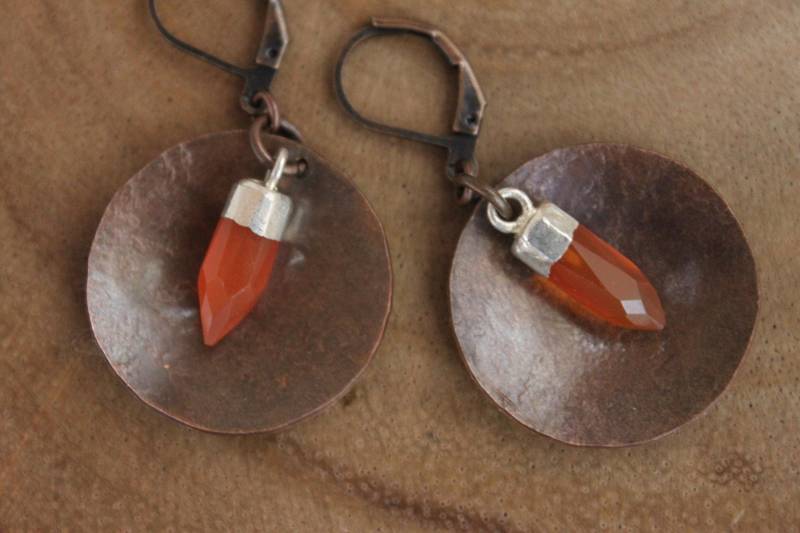 Gebrannte Orange Ohrringe, Kupfer Karneol Erdige Rustikale Schmuck, Herbst Geschenke von NtikArtJewelry