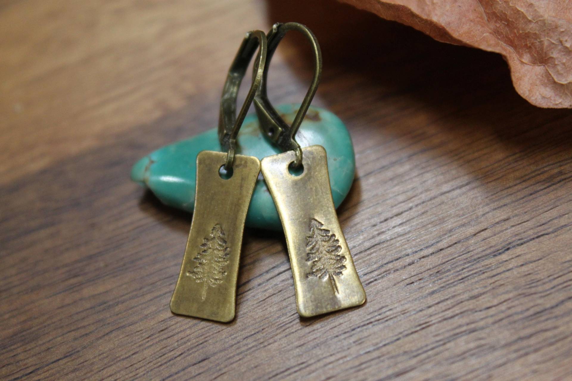 Hand Gestempelt Baum Messing Ohrringe, Kleine Baumeln Oxidierter Schmuck, Geschenk Des Naturliebhabers von NtikArtJewelry