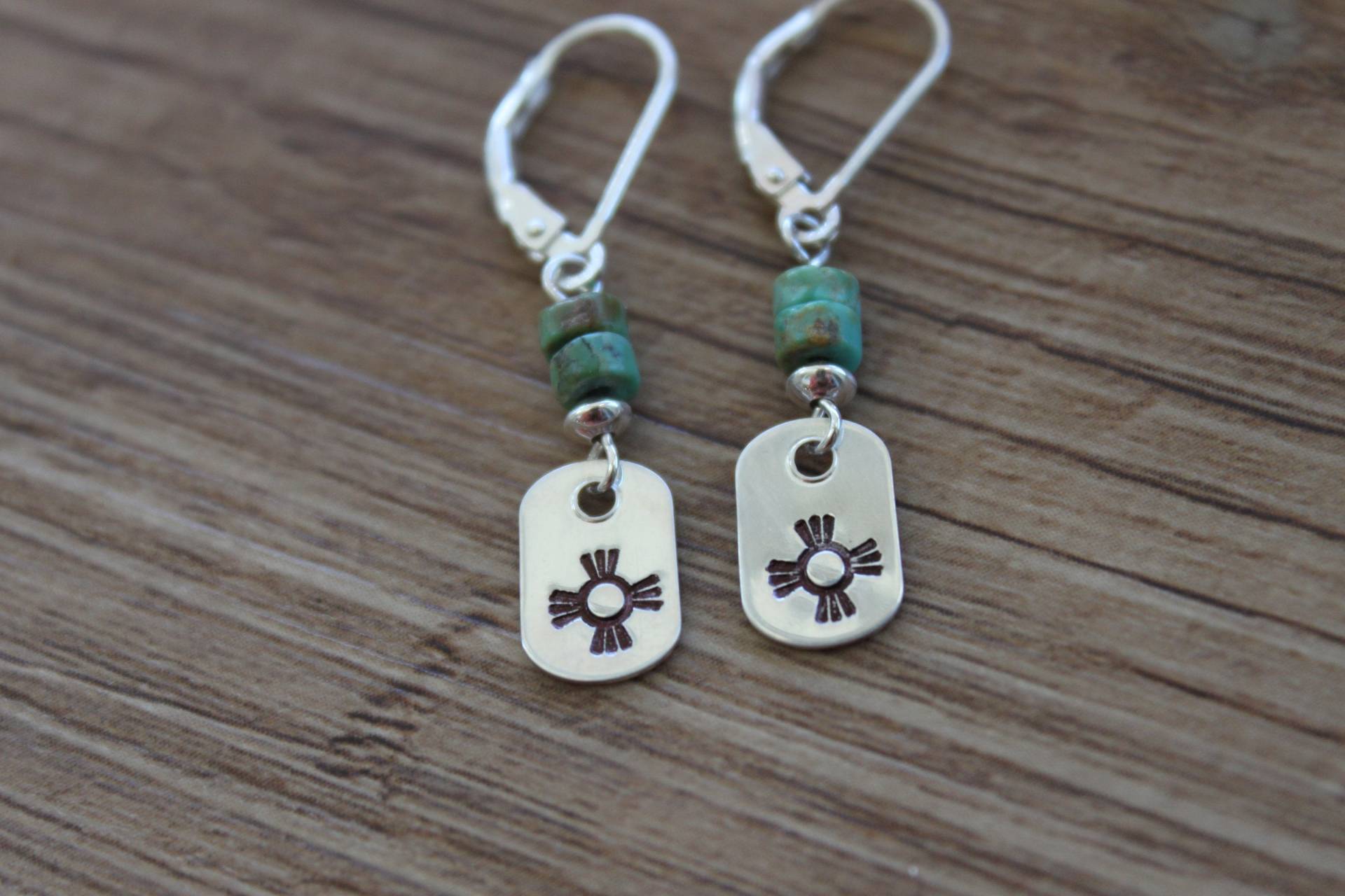 Türkis Sterling Silber Sonnen Ohrringe, Hand Gestempelt Zia, Südwesten Baumelt von NtikArtJewelry