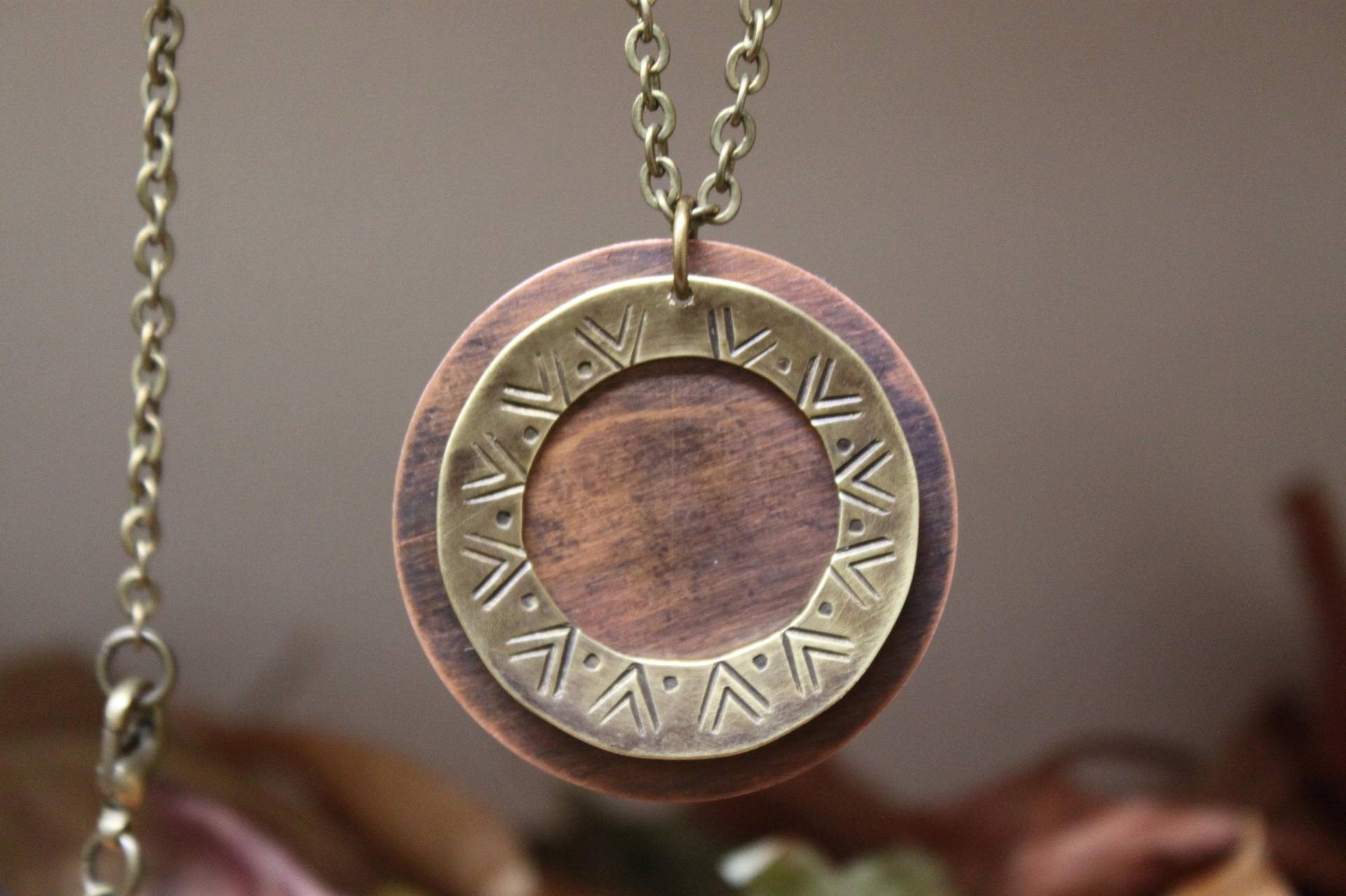 Oxidierte Hand Gestempelt Gemischte Metall Halskette, Große Boho Anhänger Schmuck, Südwesten Halskette von NtikArtJewelry