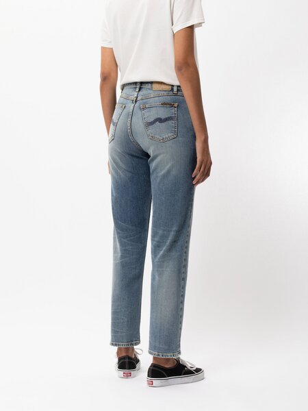 Nudie Jeans Damen Jeans - Straight Sally - aus einem Baumwolle/Elasthan Mix von Nudie Jeans