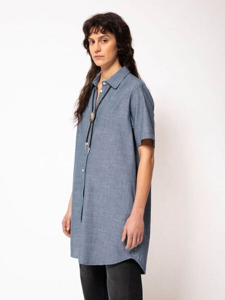 Nudie Jeans Damen Tunika "TUVA TUNIC" aus Chambray Denim von Nudie Jeans