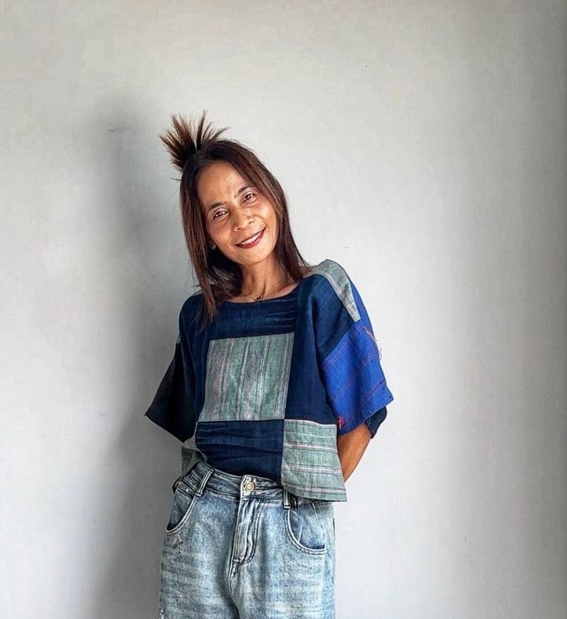 Patchwork Pullover Top. Hanf Mit Kurzen Ärmeln, Locker Geschnittenes Tunika Indigoblaues Strick Top, Bio Top in Blau von Nuichan