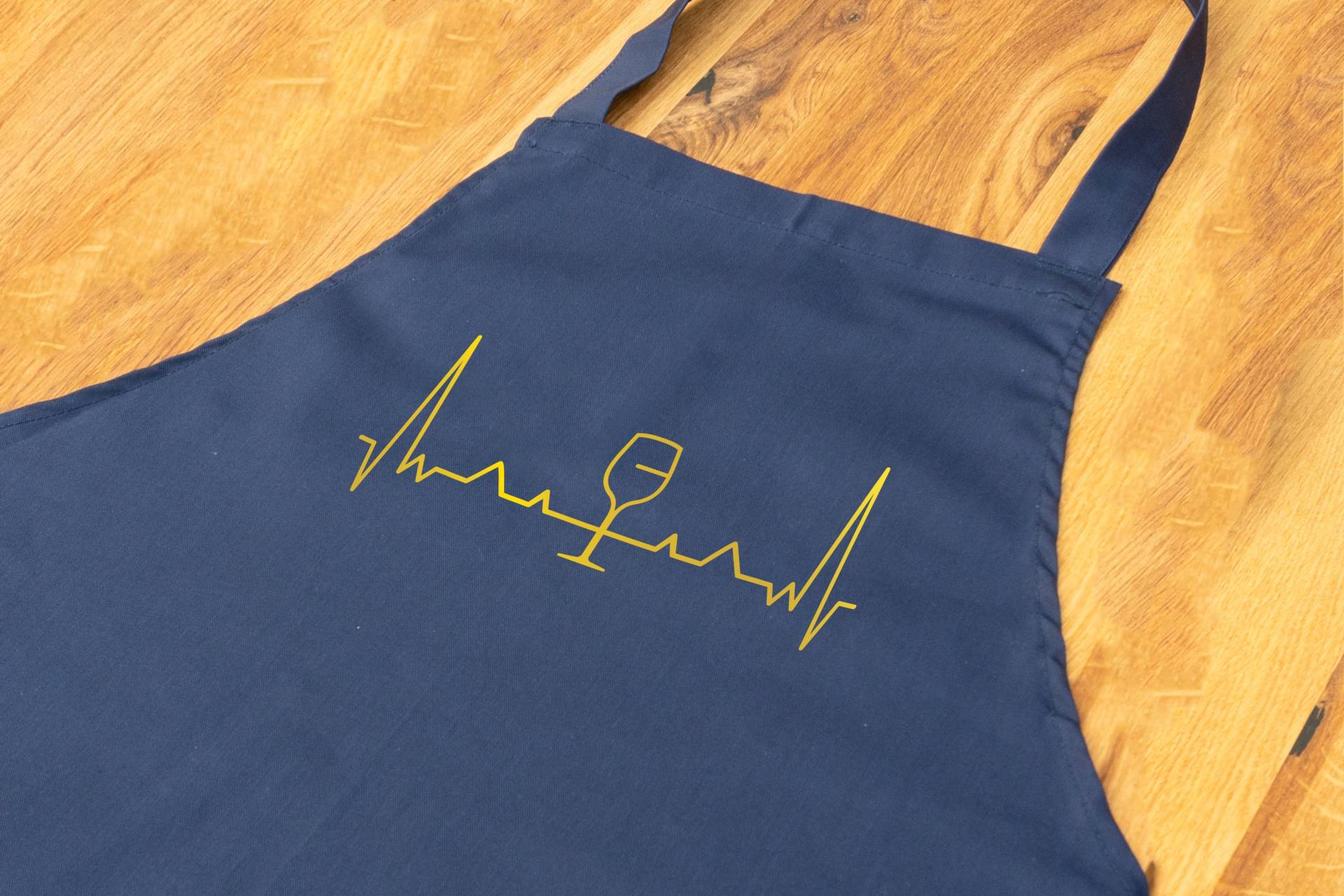 Schürze "Herzschlag Weinglas" Kochschürze | Backschürze Grillschürze von NukularDesign