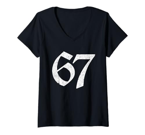 Damen #67 Jersey Uniform Nummer 67. Geburtstag T-Shirt mit V-Ausschnitt Damen #67 Jersey Uniform Nummer 67. Geburtstag T-Shirt mit V-Ausschnitt von Number 67 for Sport Teams & Players