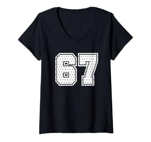 Damen Nummer 67 Sportteam 67. Trikot Six Seven Fußball T-Shirt mit V-Ausschnitt Damen Nummer 67 Sportteam 67. Trikot Six Seven Fußball T-Shirt mit V-Ausschnitt von Number Uniform Team Tees