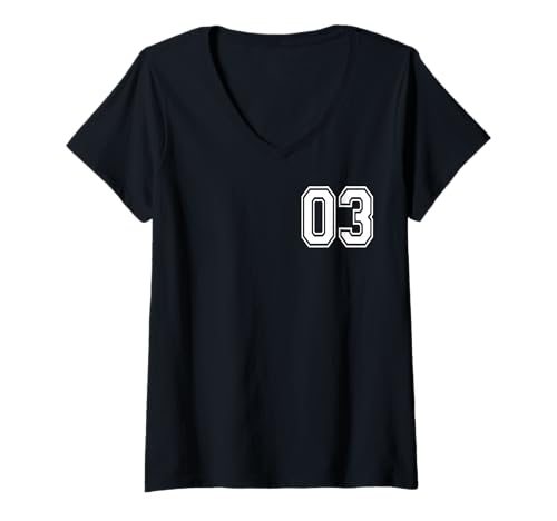 Damen Nummer 03 Sportmannschaft Style in weiß T-Shirt mit V-Ausschnitt von Numbers and Letters