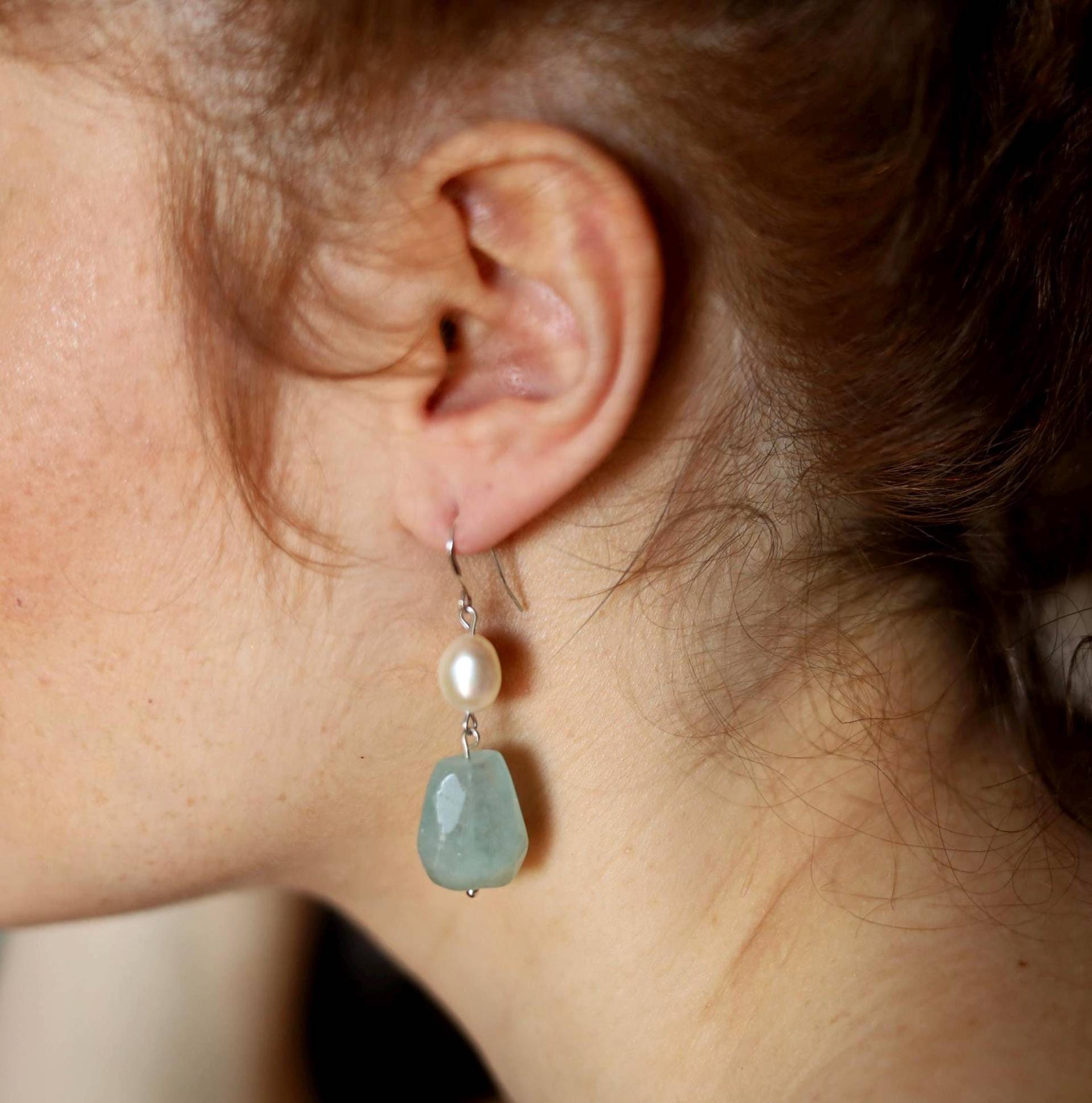 Die Ohrringe „Aquamarin Und Perle" von NumeroPhi