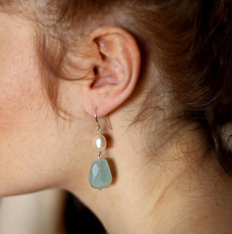 Die Ohrringe „Aquamarin Und Perle" von NumeroPhi