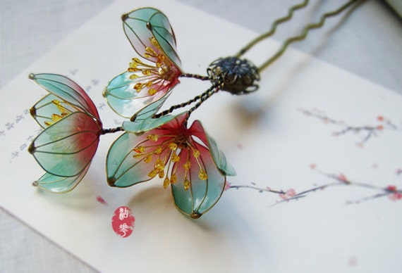 Oriental Vintage Style Pflaumenblüte Haarstab Hanfu ， Retro Haarspangen Glasierte Blumen Haarnadel Cheongsam Zubehör, Geschenke von Numerousflowerfall