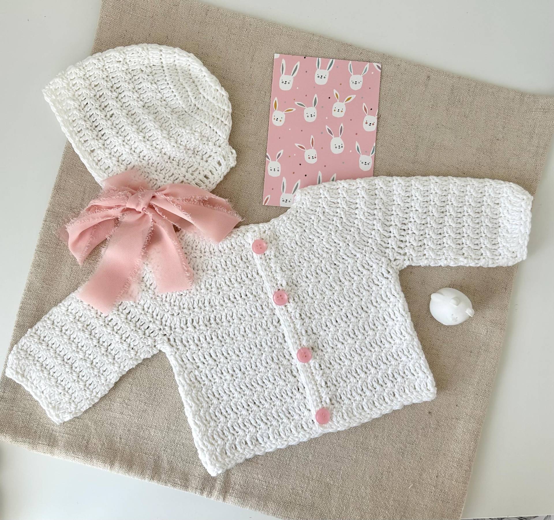 Baby Mädchen Jacke Und Mütze Outfit Aus Bio-Baumwolle Baby Mädchen Jacke Und Mütze Outfit Aus Bio-Baumwolle von NuschBoutique