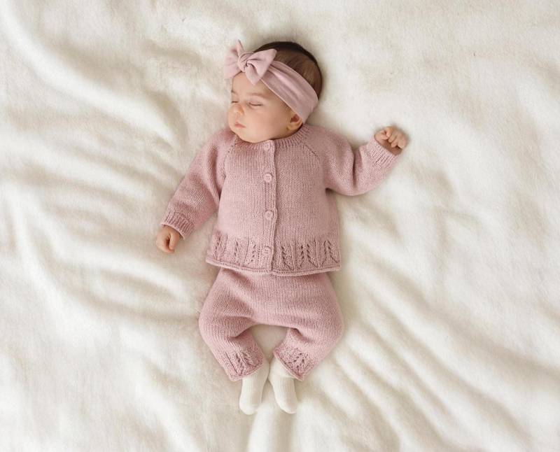Baby-Set Aus Strickjacke Und Hose Wolle Handgefertigt von NuschBoutique